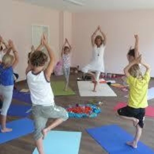 kinder-yoga-2