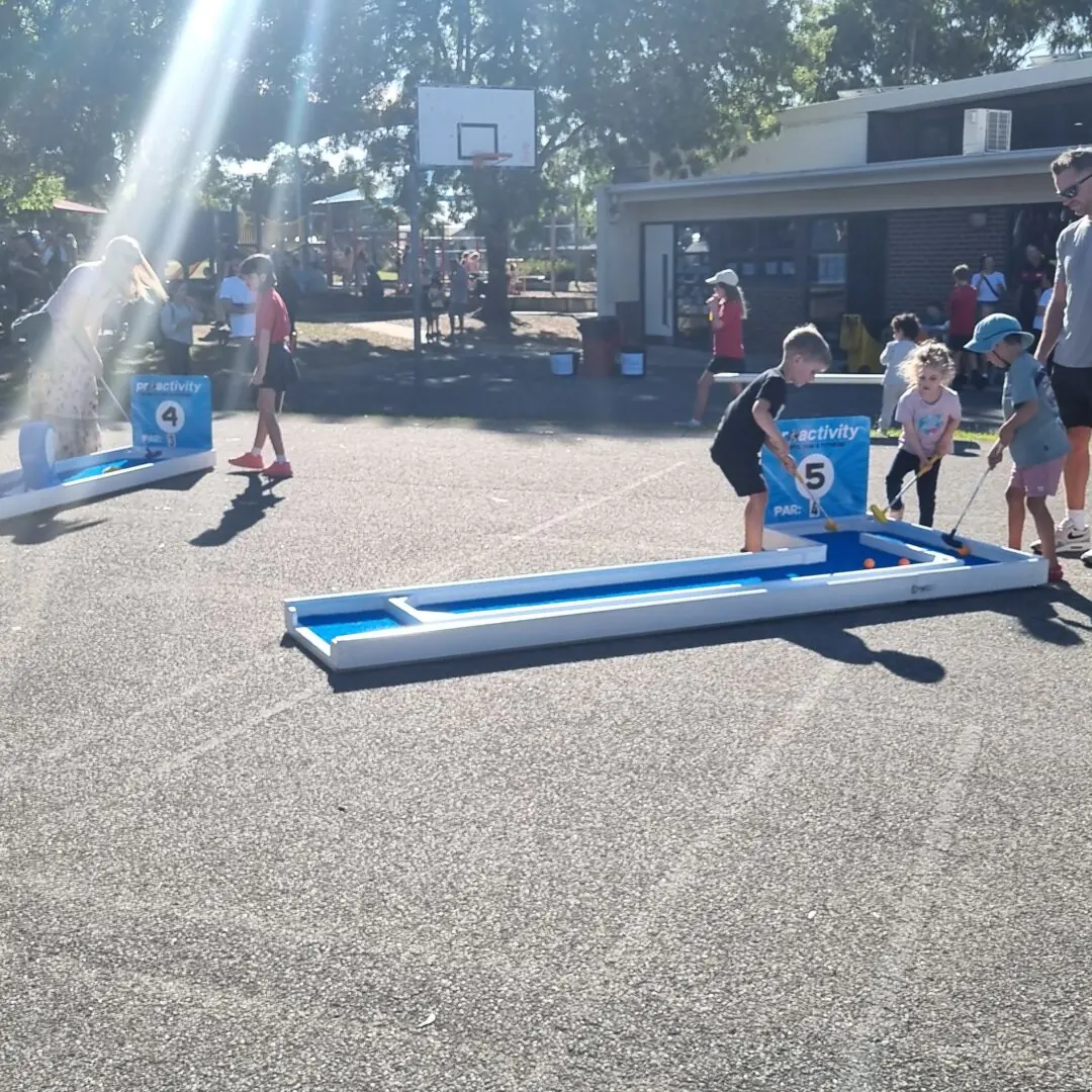 Mini Golf Lysterfield Primary 2